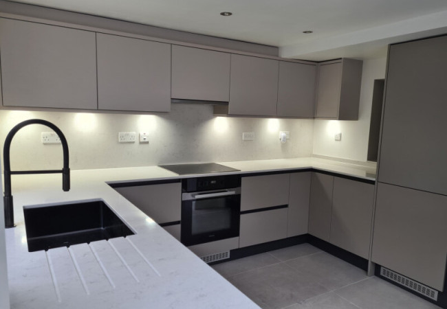 Snowy Ibiza - Quartz Silestone - Finition Poli (Poli) - Plans Cuisines