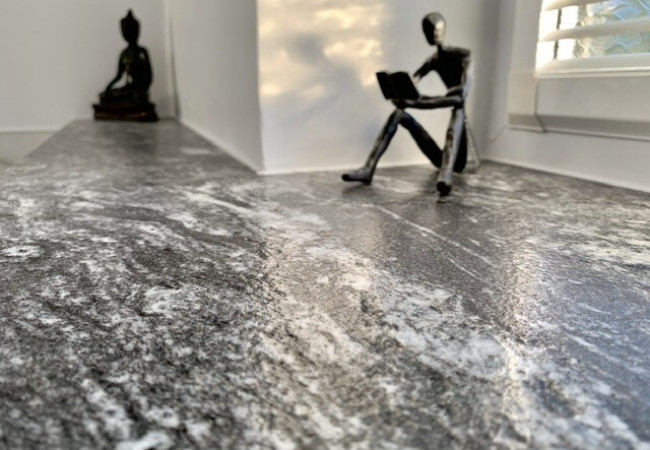 Black Beauty - Granit SENSA - Finition Caress (Mat) - Plans Cuisines