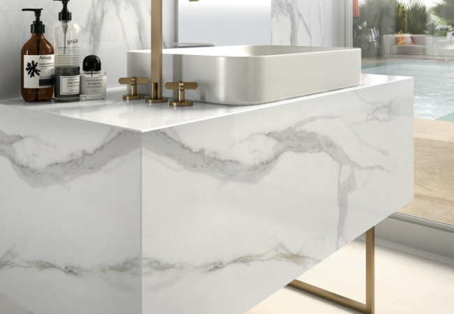 Calacatta Oro - Céramique Infinity - Finition Lucidato (Poli) - Plans Cuisines