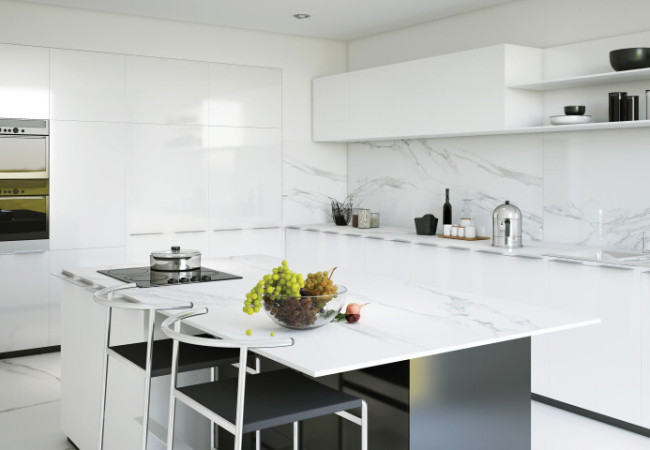 Classic Carrara Hyper White (Bookmatch) - Céramique RAK - Polished (Poli) - Plans Cuisines