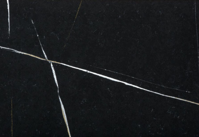 Eternal Noir - Quartz Silestone - Finition Suede (Mat) - Plans Cuisines