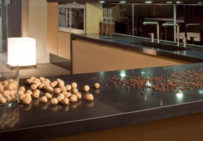 Nocturno - Quartz Compac - Finition Poli (Poli) - Plans Cuisines